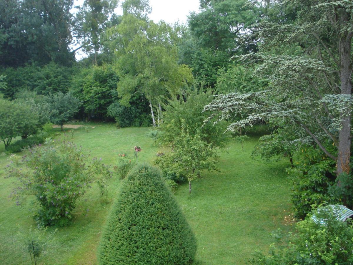 Le Chevalier D'Eon Bed & Breakfast Tonnerre Eksteriør bilde